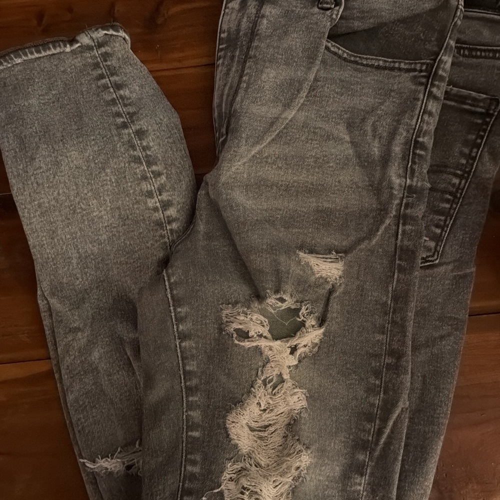 American Eagle Outfitters Grey Straight Leg Distressed Jeans